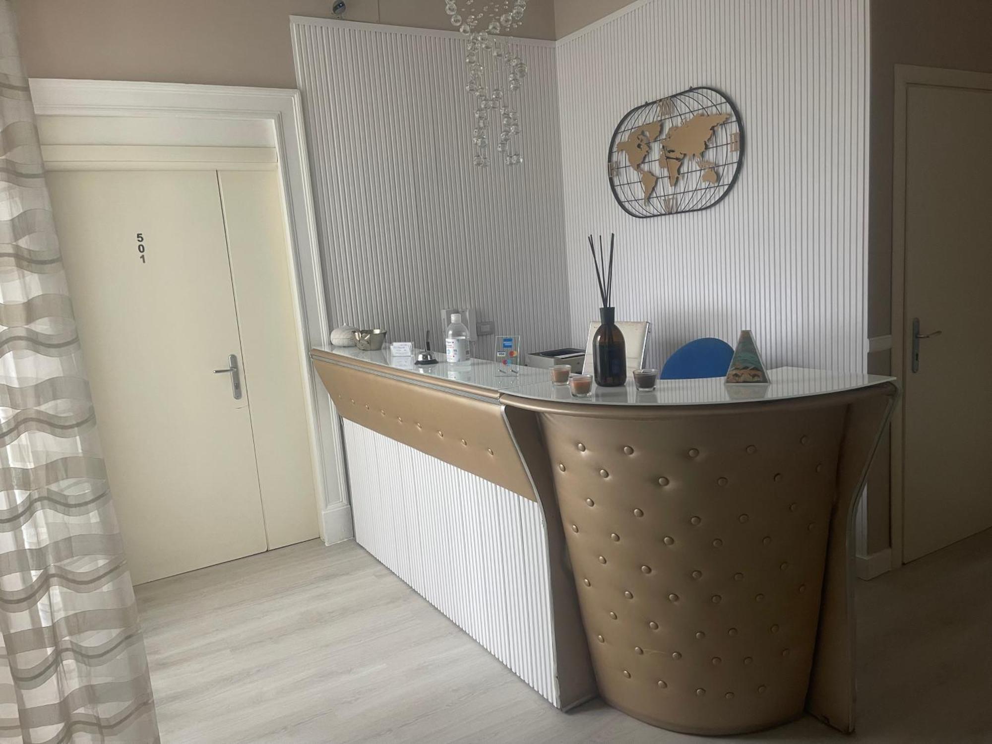 Chez Moi Bed & Breakfast 2*