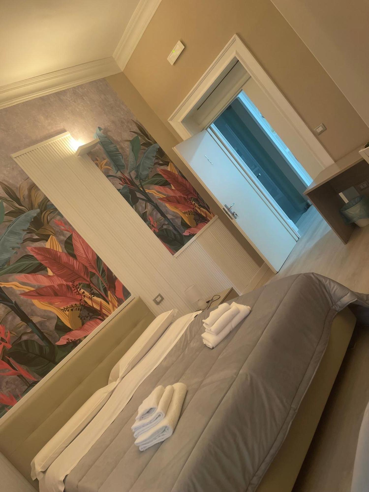 Chez Moi Naples