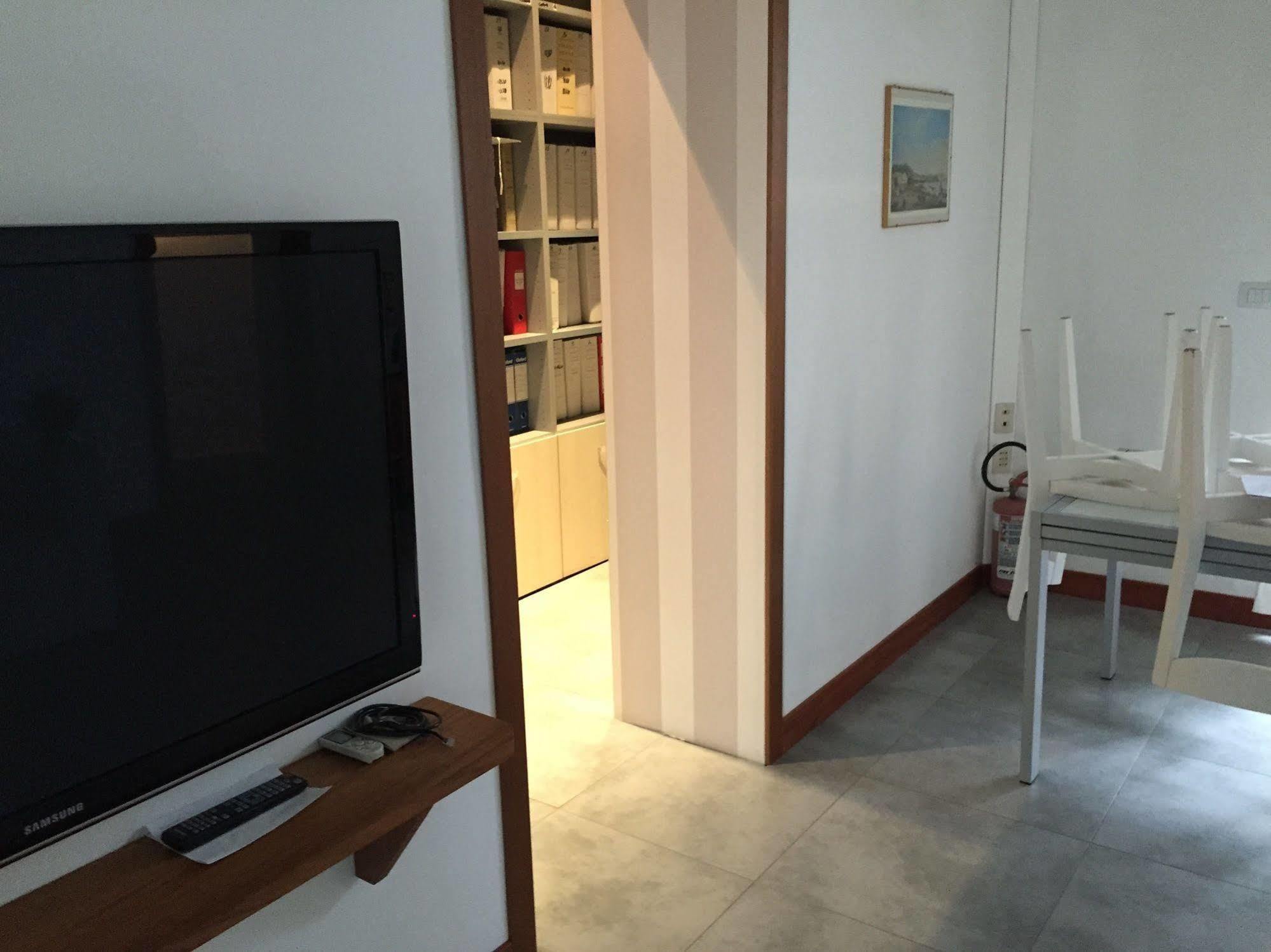 Chez Moi 2*